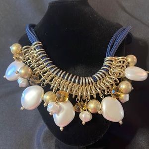 Elegance Inc short navy, cream and gold necklace